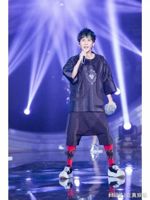 大张伟胖的照片,可爱胖萌风格引网友热议